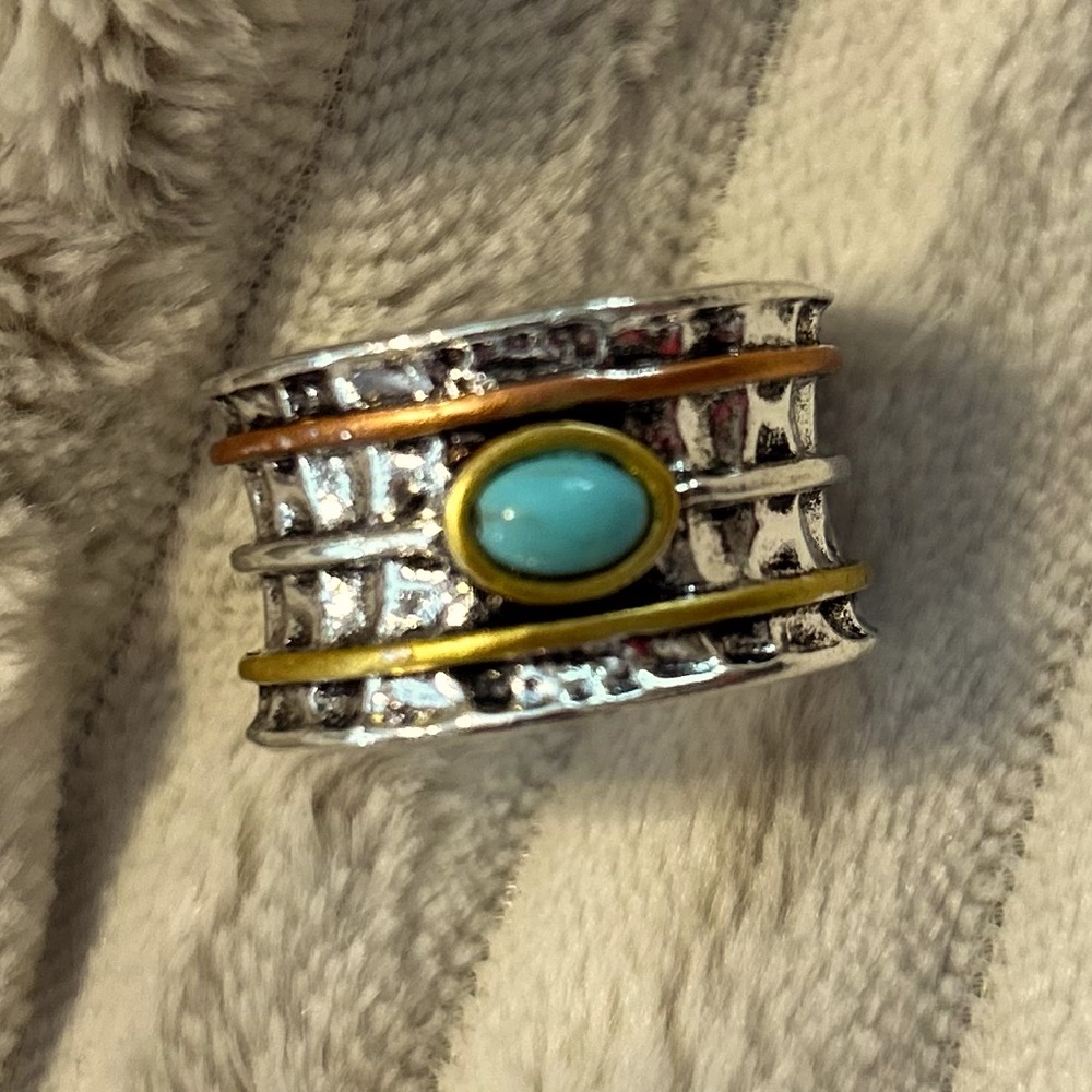 Engraved Silver Tri-Colored Turquoise Stone Ring